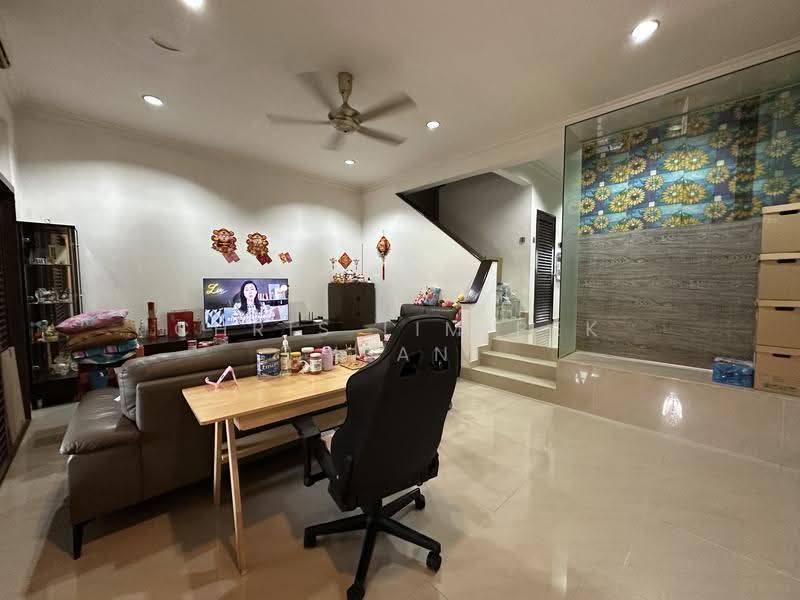 Rumah Teres 2-Tingkat untuk Dijual di Bandar Sungai Long (Selangor) - Chris Lim Pek Yean - Living Room - PropertyGuru.com.my
