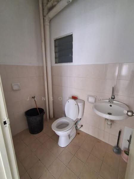 Pangsapuri untuk Dijual di Vista Mutiara - Jenson Low - Bathroom - PropertyGuru.com.my