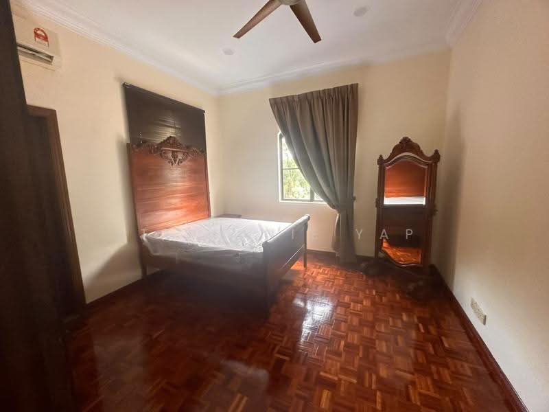 Bungalow House for Rent in Leisure Farm (Gelang Patah) - Stephanie Yap - Bedroom - PropertyGuru.com.my
