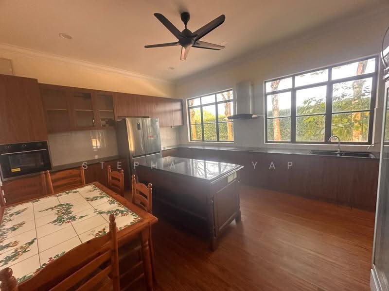 Bungalow House for Rent in Leisure Farm (Gelang Patah) - Stephanie Yap - Kitchen - PropertyGuru.com.my