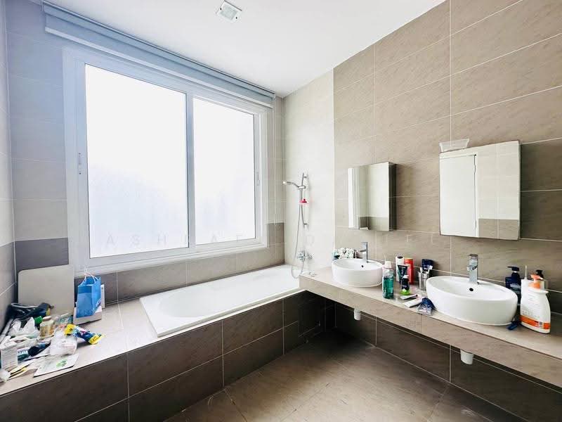 Rumah Berkembar untuk Dijual di Cyberjaya (Selangor) - Ashraff Daniel - Bathroom - PropertyGuru.com.my
