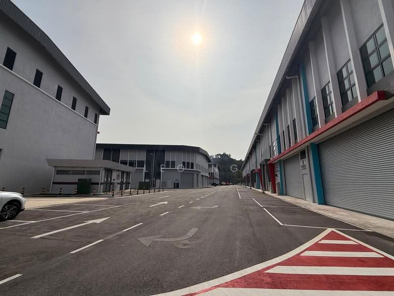 Kilang untuk Disewa di Batu Caves (Selangor) - Leo Ng - Exterior - PropertyGuru.com.my
