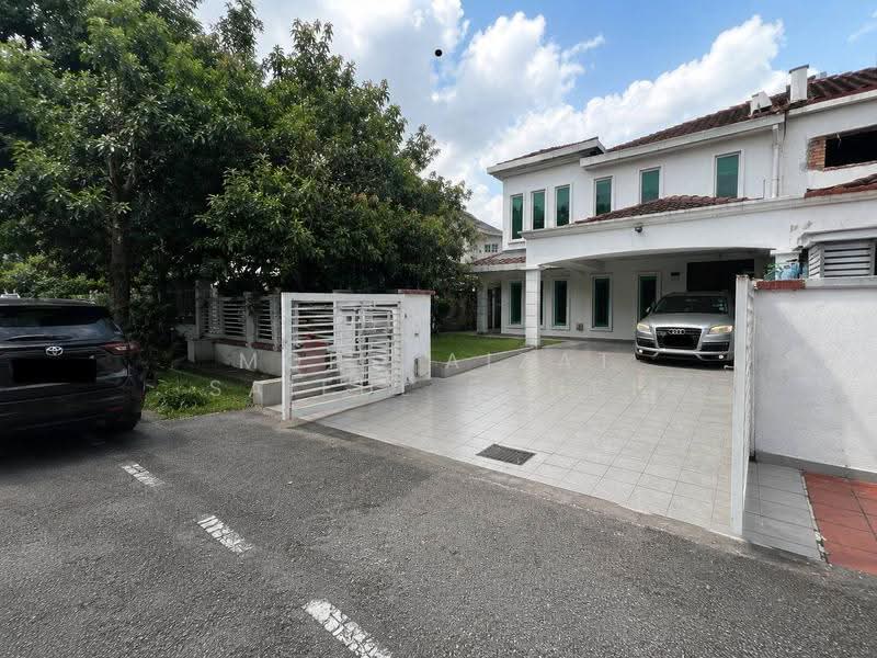 Semi-Detached House for Sale in Petaling Jaya (Selangor) - Mohd Aizat Saiful Bahri - Exterior - PropertyGuru.com.my