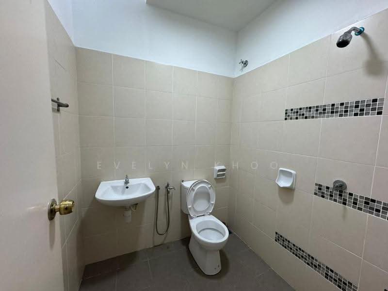 2-storey Terraced House for Sale in Bandar Tasik Puteri (Rawang) - Evelyn Khoo - Bathroom - PropertyGuru.com.my