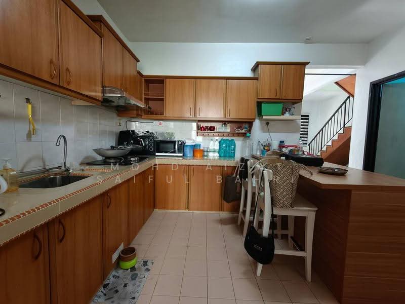 2-storey Terraced House for Sale in Sungai Buloh (Selangor) - Mohd Aizat Saiful Bahri - Kitchen - PropertyGuru.com.my