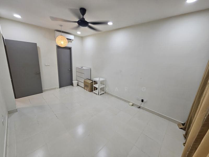 Condominium for Rent at Aman 1 - Shangkar G - Master Bedroom - PropertyGuru.com.my