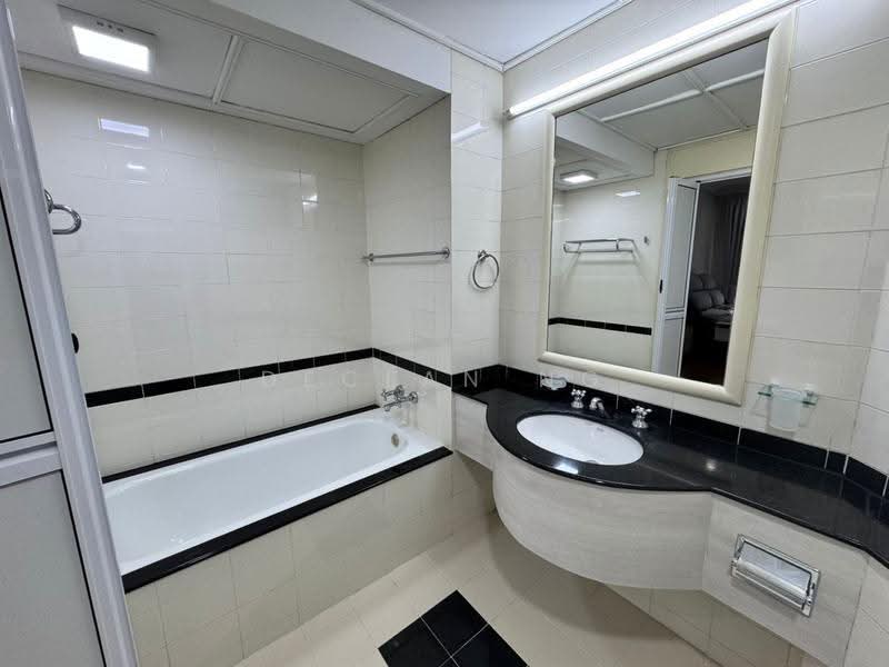 Condominium for Rent at Bellisa Court - Declan Ng - Bathroom - PropertyGuru.com.my