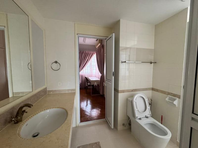 Condominium for Rent at Bellisa Court - Declan Ng - Bathroom - PropertyGuru.com.my