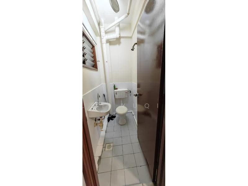 Flat for Rent at Taman Bukit Segar - Lee Yuqi - Bathroom - PropertyGuru.com.my