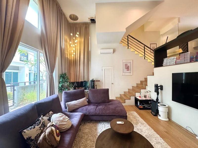 Rumah Teres untuk Dijual di Bandar Rinching (Semenyih) - Ashraff Daniel - Living Room - PropertyGuru.com.my