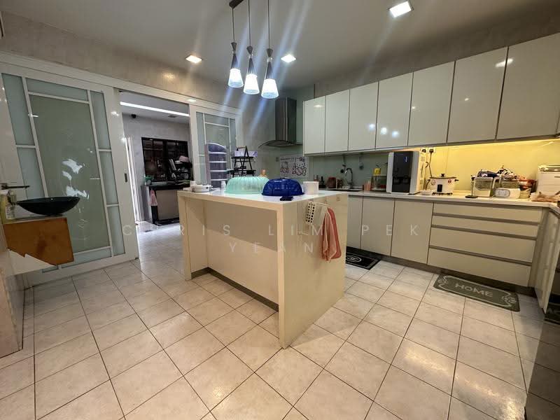 Rumah Berkembar untuk Dijual di Sungai Long (Bandar Sungai Long) - Chris Lim Pek Yean - Kitchen - PropertyGuru.com.my