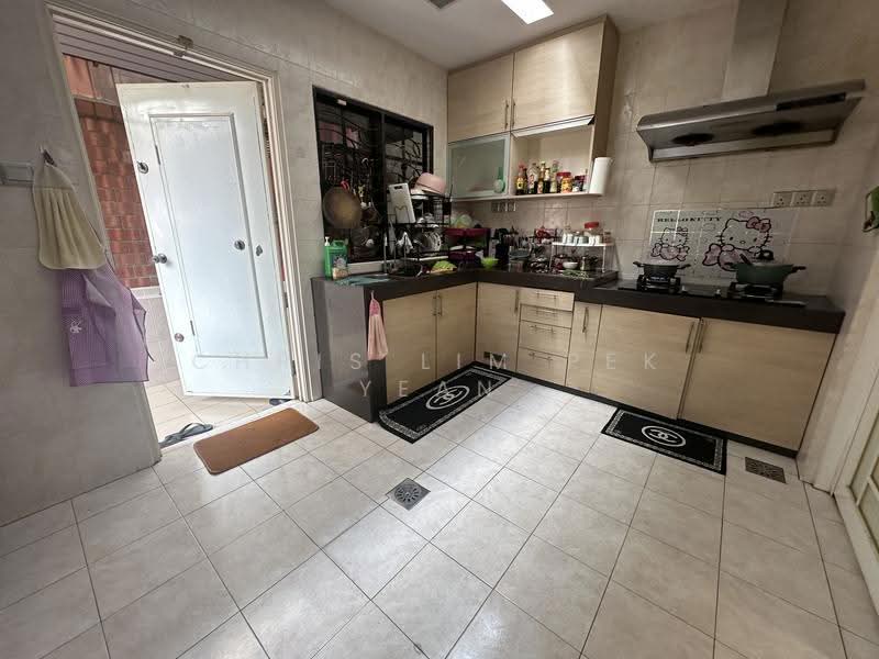 Rumah Berkembar untuk Dijual di Sungai Long (Bandar Sungai Long) - Chris Lim Pek Yean - Kitchen - PropertyGuru.com.my