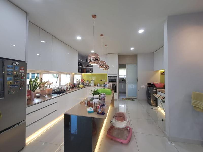 Rumah Berkembar untuk Dijual di Kinrara Residence (Puchong) - Shanice Low - Kitchen - PropertyGuru.com.my