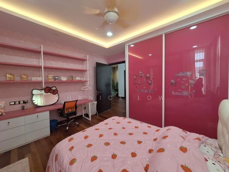 Rumah Berkembar untuk Dijual di Kinrara Residence (Puchong) - Shanice Low - Bedroom - PropertyGuru.com.my