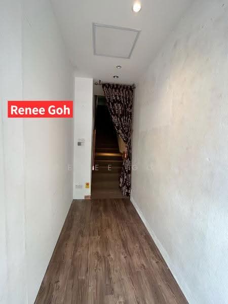 Kedai untuk Dijual di Jelutong (Penang) - Renee Goh - Entrance - PropertyGuru.com.my