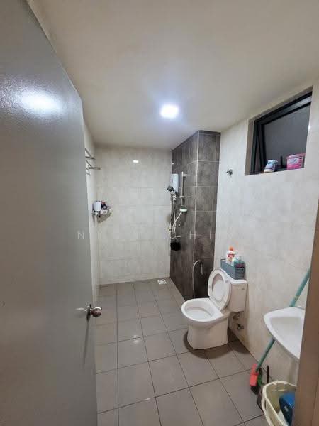 Kondominium untuk Disewa di Vista Bangi - Nick Chin - Bathroom - PropertyGuru.com.my