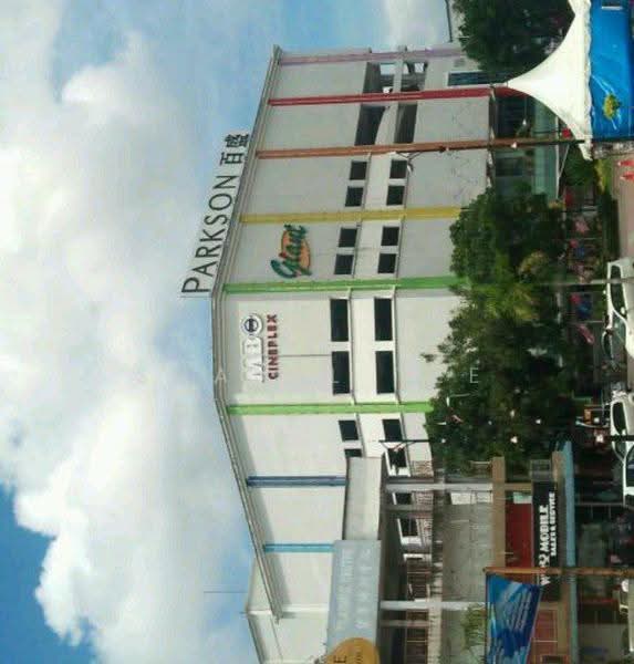 Kedai untuk Dijual di Kluang (Johor) - Shanel Tee - Exterior - PropertyGuru.com.my
