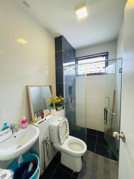 3-storey Terraced House for Sale in Setia Utama (Setia Alam) - Mohammad Din Majid - PropertyGuru.com.my