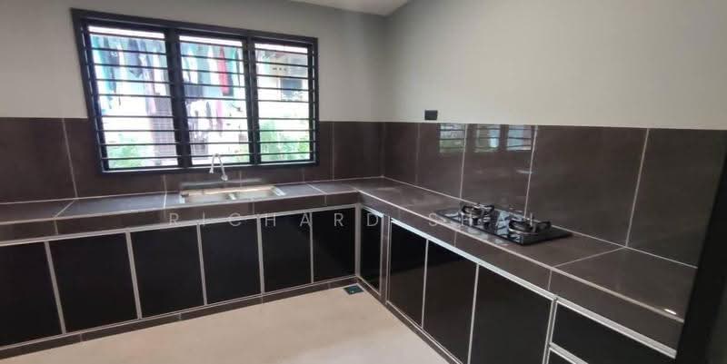 1-storey Terraced House for Rent in Taman Rinting (Masai) - Richard Shai - Kitchen - PropertyGuru.com.my