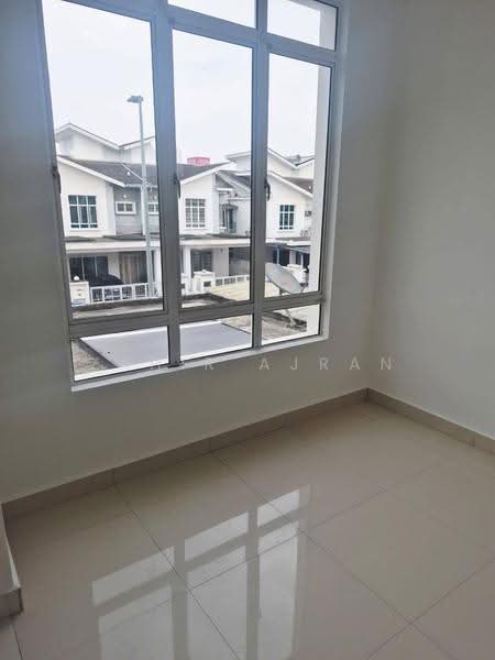 Rumah Teres 2-Tingkat untuk Dijual di D'Kayangan (Shah Alam) - Zahir Ajran - Interior - PropertyGuru.com.my