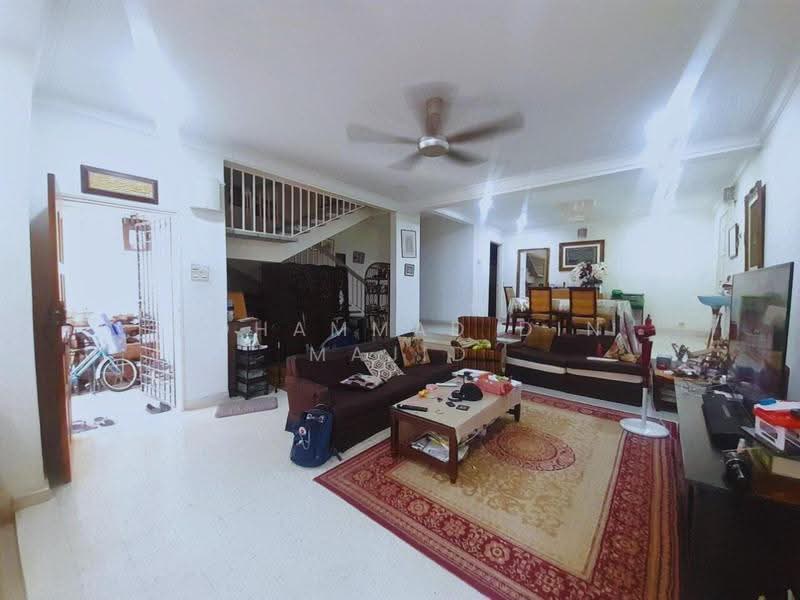2-storey Terraced House for Sale in Seksyen 4 (Shah Alam) - Mohammad Din Majid - Living Room - PropertyGuru.com.my