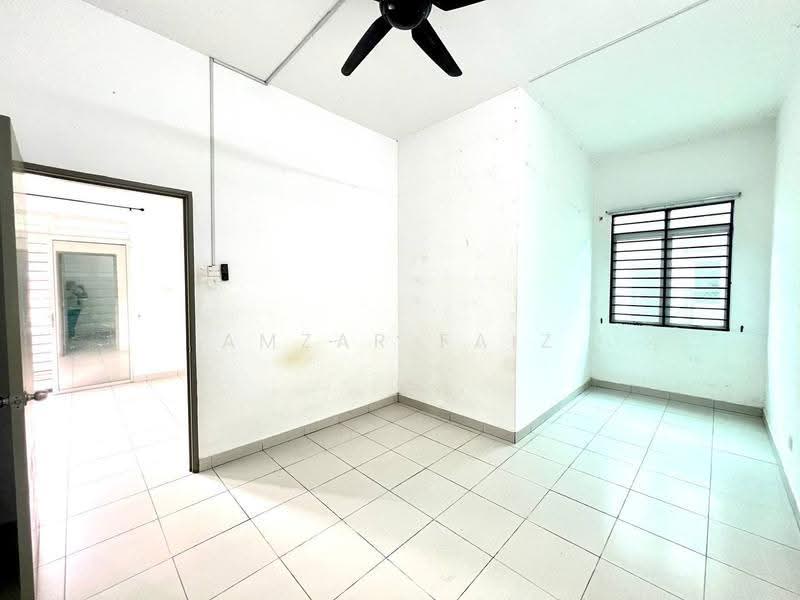 Rumah Teres 2-Tingkat untuk Dijual di Bandar Hillpark (Puncak Alam) - Amzar Faiz - PropertyGuru.com.my