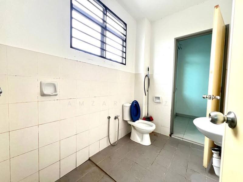 Rumah Teres 2-Tingkat untuk Dijual di Bandar Hillpark (Puncak Alam) - Amzar Faiz - PropertyGuru.com.my