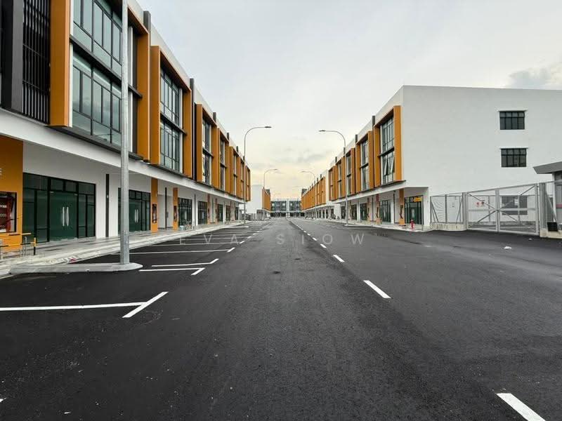 Shop / Office untuk Disewa di Taman Pelangi (Johor Bahru) - Eva Siow - Exterior - PropertyGuru.com.my