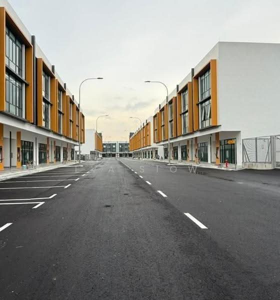 Shop / Office untuk Disewa di Taman Pelangi (Johor Bahru) - Eva Siow - Exterior - PropertyGuru.com.my