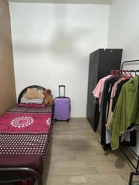 Kedai untuk Dijual di Taman Senai Utama (Kulai) - Eva Siow - Bedroom - PropertyGuru.com.my