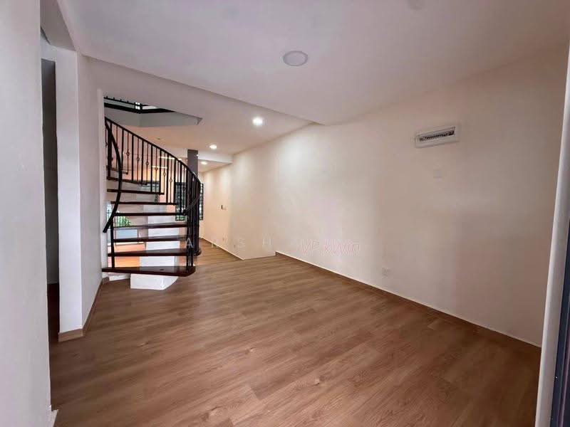 Rumah Teres 3-Tingkat untuk Dijual di Taman Tampoi Utama (Johor Bahru) - Arshad . - Interior - PropertyGuru.com.my