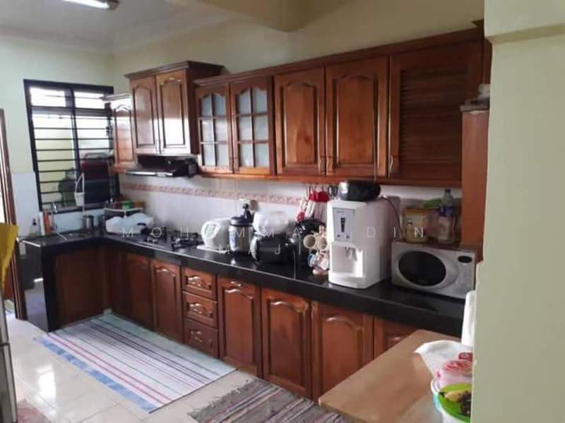 Rumah Teres 2-Tingkat untuk Dijual di Taman Bukit Subang (Shah Alam) - Mohammad Din Majid - PropertyGuru.com.my