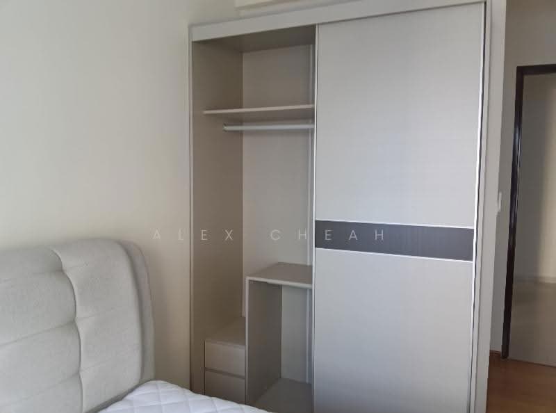 Apartment for Rent at Bay Point @ Country Garden Danga Bay - Alex Cheah - Bedroom - PropertyGuru.com.my