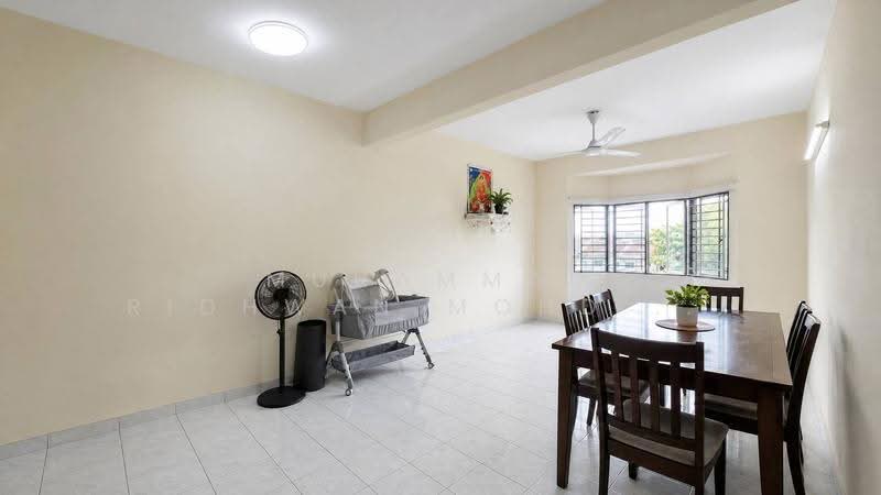 Apartment for Sale at Mutiara Subang - Muhammad Ridhwan Mohd Huzairi - Living Room - PropertyGuru.com.my