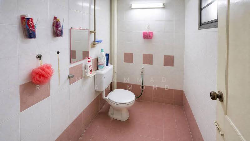 Apartment for Sale at Mutiara Subang - Muhammad Ridhwan Mohd Huzairi - Bathroom - PropertyGuru.com.my