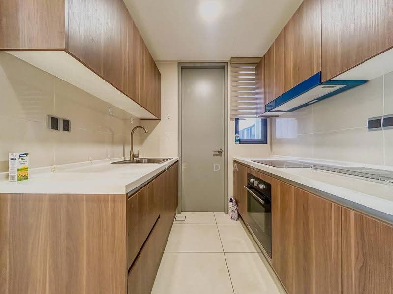 Service Residence for Sale at The Era @ Duta North - Ashraff Daniel - Kitchen - PropertyGuru.com.my