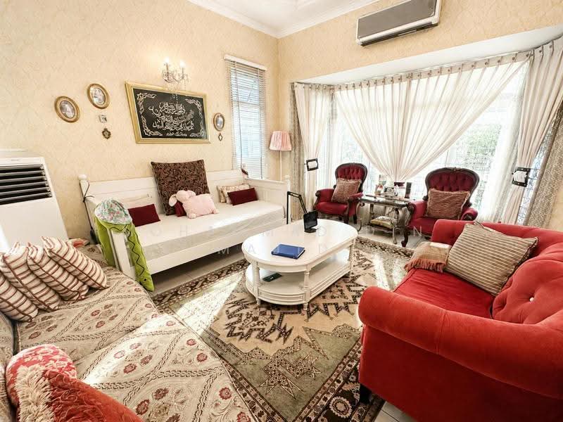 Rumah Teres 2-Tingkat untuk Dijual di Kemuning Utama (Shah Alam) - Mohammad Din Majid - Living Room - PropertyGuru.com.my
