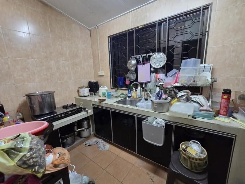 1-storey Terraced House for Sale in Taman Skudai Baru (Skudai) - Zoey Lee - Kitchen - PropertyGuru.com.my