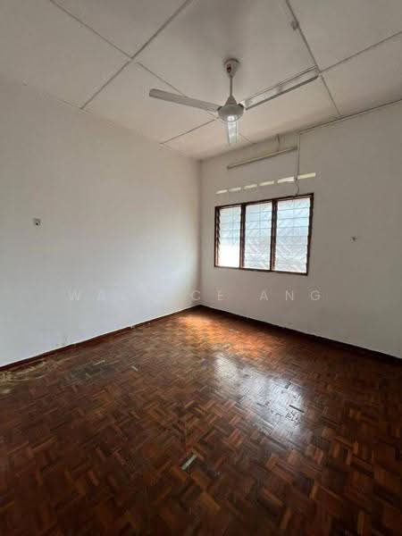 1-storey Terraced House for Sale in Taman Johor Jaya (Johor Bahru) - Wallace Ang - Interior - PropertyGuru.com.my