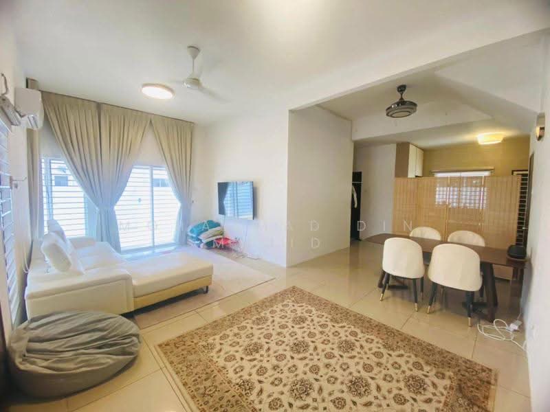 Semi-Detached House for Sale in Taman Desiran Bayu (Puchong) - Mohammad Din Majid - Living Room - PropertyGuru.com.my