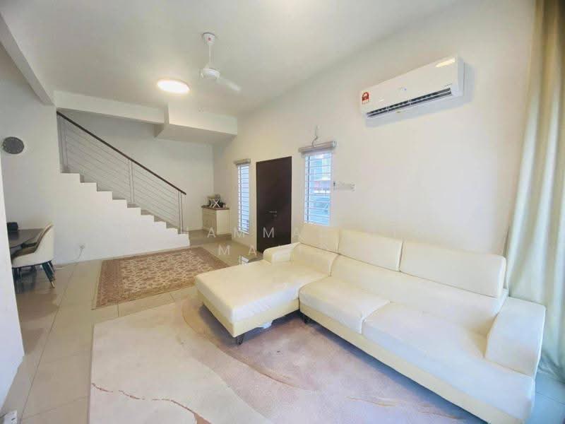 Semi-Detached House for Sale in Taman Desiran Bayu (Puchong) - Mohammad Din Majid - Living Room - PropertyGuru.com.my