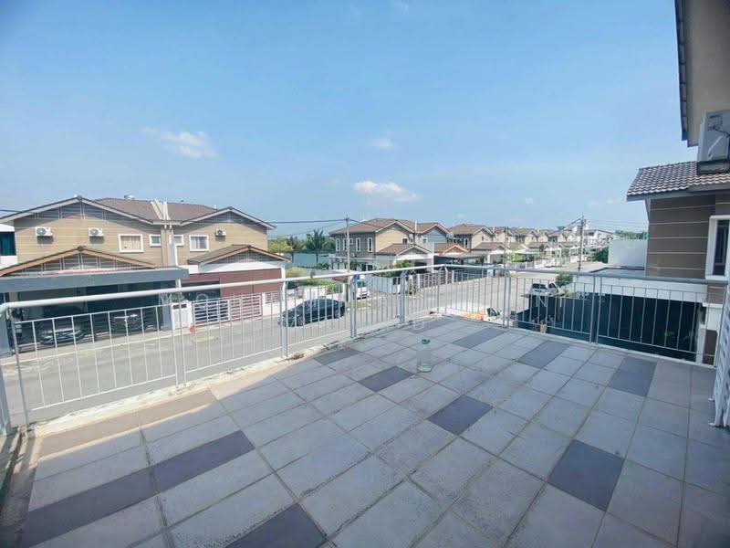 Semi-Detached House for Sale in Taman Desiran Bayu (Puchong) - Mohammad Din Majid - Exterior - PropertyGuru.com.my