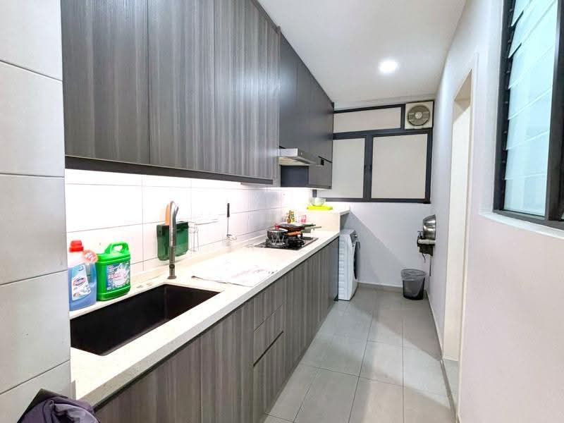 Condominium for Rent at The Riyang - Kew . - PropertyGuru.com.my