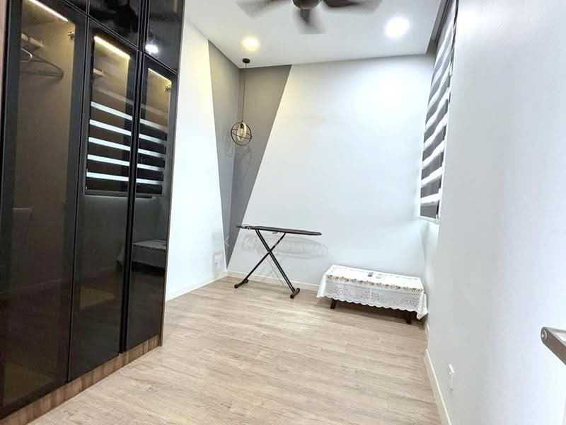 Condominium for Rent at The Riyang - Kew . - PropertyGuru.com.my