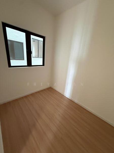 Kediaman Servis untuk Dijual di Residensi Dian II - Freya Tan - PropertyGuru.com.my