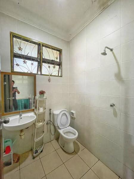 Bungalow House untuk Dijual di Putrajaya (Putrajaya) - Mohd Aizat Saiful Bahri - Bathroom - PropertyGuru.com.my