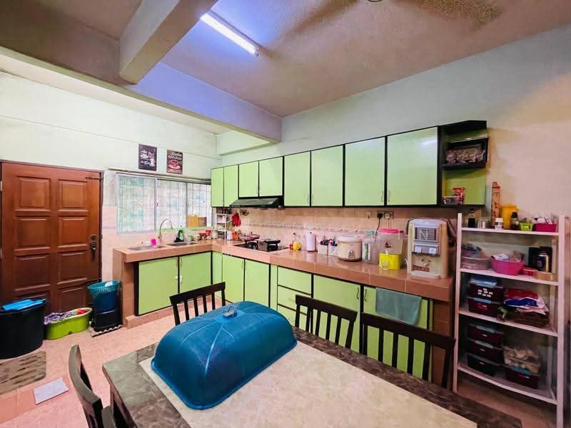 Rumah Teres 2-Tingkat untuk Dijual di Batu Caves (Selangor) - Mohammad Din Majid - Kitchen - PropertyGuru.com.my