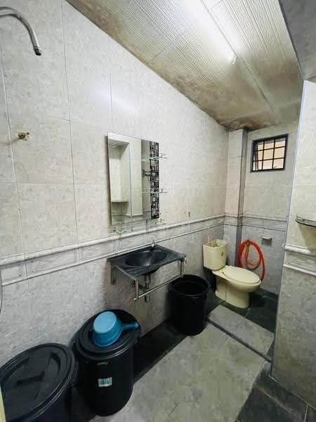 Rumah Teres 2-Tingkat untuk Dijual di Batu Caves (Selangor) - Mohammad Din Majid - Bathroom - PropertyGuru.com.my