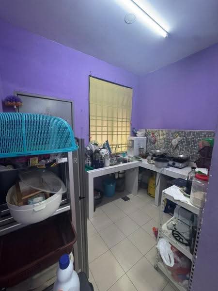 Bungalow House for Sale in Kampung Sungai Kapal (Pengerang) - Arshad . - Kitchen - PropertyGuru.com.my