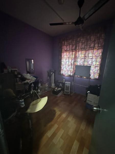 Bungalow House for Sale in Kampung Sungai Kapal (Pengerang) - Arshad . - Bedroom - PropertyGuru.com.my